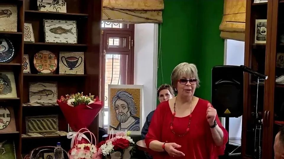 Максим Афанасьев: Сегодня в Тюмени состоялась тёплая и вдохновляющая творческая встреча с моим другом и наставником — знаменитой тобольской поэтессой Ниной Ивановной Староненко Максим Афанасьев: Сегодня в Тюмени состоялась тёплая и вдохновляющая творческая встреча с моим другом и наставником — знаменитой тобольской поэтессой Ниной Ивановной Староненко