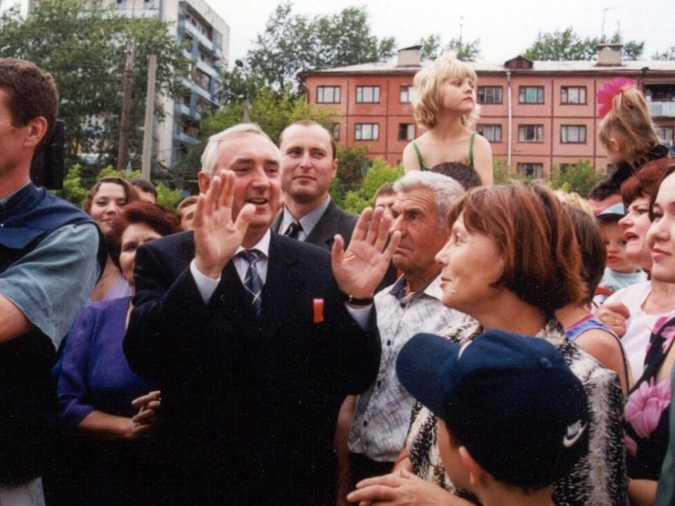 Максим Афанасьев: Сегодня замечательный день — день рождения почётного гражданина Тюмени, депутата Тюменской городской думы, истинно народного мэра Степана Михайловича Киричука! Максим Афанасьев: Сегодня замечательный день — день рождения почётного гражданина Тюмени, депутата Тюменской городской думы, истинно народного мэра Степана Михайловича Киричука!