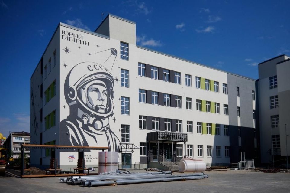 Строительство школы для детей с ОВЗ в Тюмени завершат за 30 дней