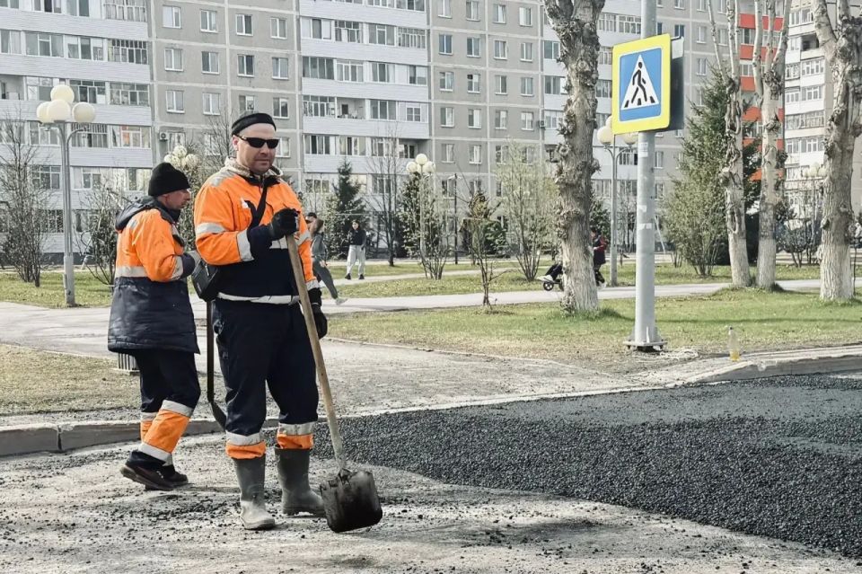 На расширенном заседании областной комиссии по безопасности дорожного движения с участием губернатора доложил о ситуации в Тобольске На расширенном заседании областной комиссии по безопасности дорожного движения с участием губернатора доложил о ситуации в Тобольске