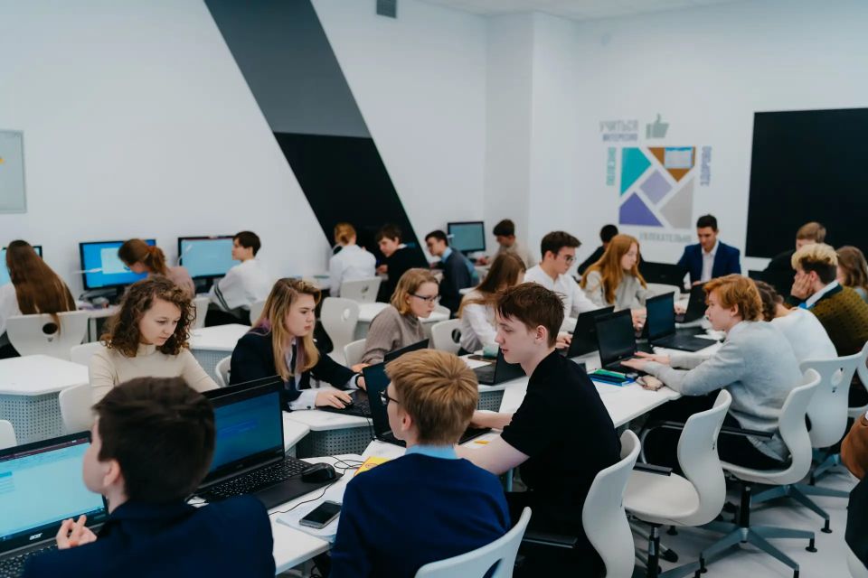 С 1 сентября ученики будут изучать «Искусственный интеллект»