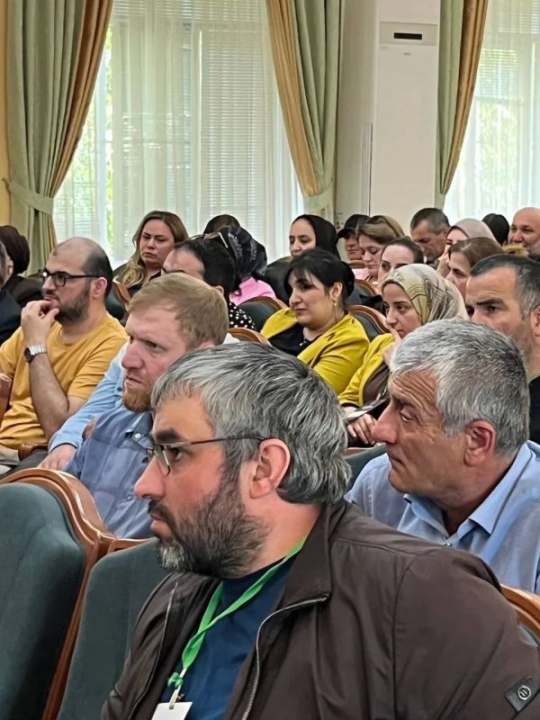 В Дагестанском институте развития образования продолжает работу V-я Всероссийская конференция «ГИА - 2026» В Дагестанском институте развития образования продолжает работу V-я Всероссийская конференция «ГИА - 2026»