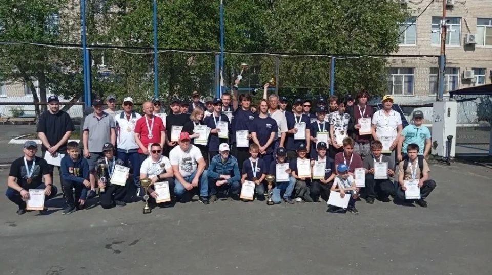 В Тюмени прошли чемпионат и первенство Тюменской области по автомодельному спорту в классах кордовых моделей В Тюмени прошли чемпионат и первенство Тюменской области по автомодельному спорту в классах кордовых моделей