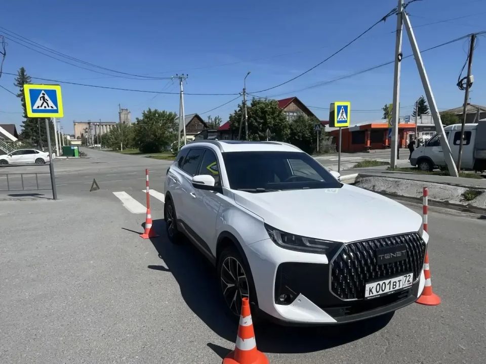 Первоклассница сбита автомобилем на пешеходном переходе в Заводоуковске Первоклассница сбита автомобилем на пешеходном переходе в Заводоуковске