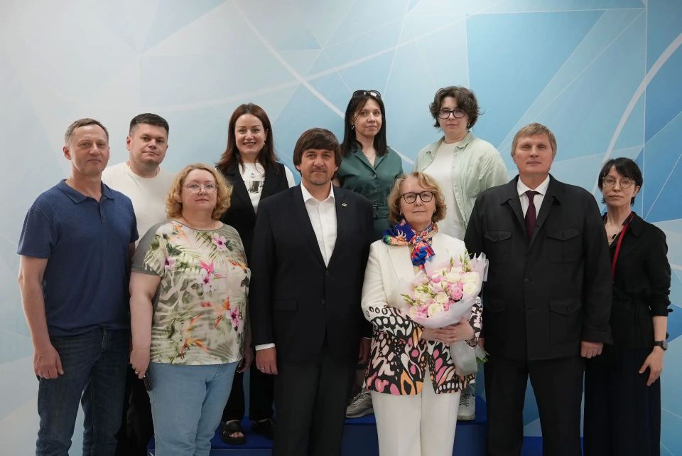 Максим Афанасьев: Сегодня вместе с коллегами посетил ледовую арену «Прибой» — сердце тюменского фигурного катания! Максим Афанасьев: Сегодня вместе с коллегами посетил ледовую арену «Прибой» — сердце тюменского фигурного катания!