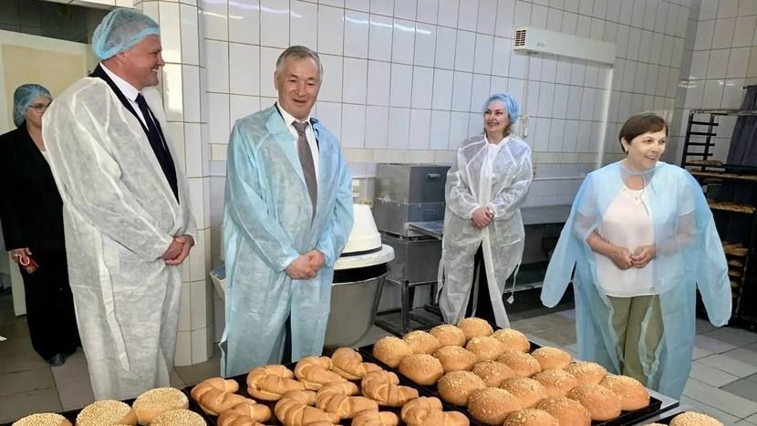 Притяжение Вагая. Региональные парламентарии и представители органов местного самоуправления обсудили социально-экономические особенности и перспективы развития отдалённой северной территории