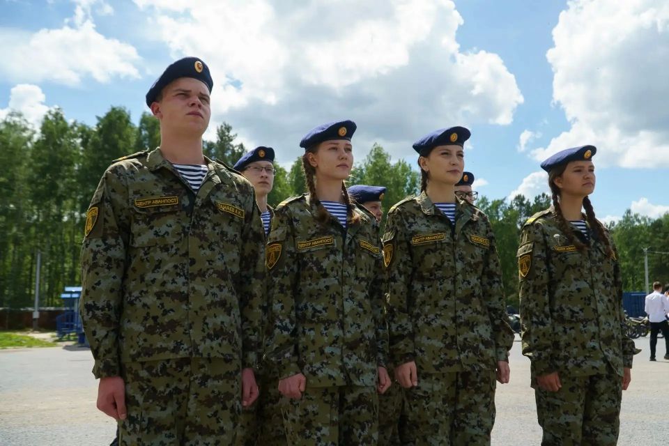 В центре «Аванпост» прошел выпускной обучающихся специализированных групп добровольной подготовке к военной службе