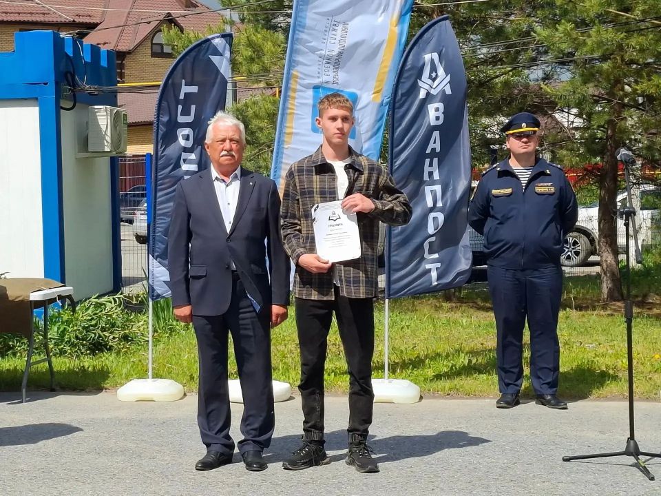 В центре «Аванпост» прошел выпускной обучающихся специализированных групп добровольной подготовке к военной службе В центре «Аванпост» прошел выпускной обучающихся специализированных групп добровольной подготовке к военной службе