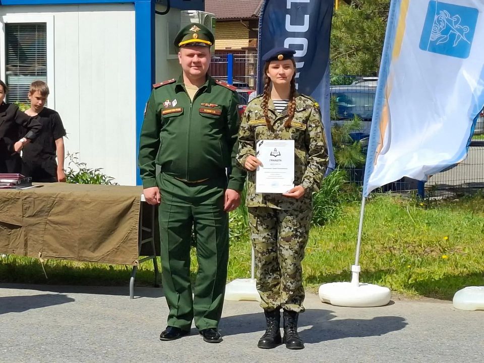 В центре «Аванпост» прошел выпускной обучающихся специализированных групп добровольной подготовке к военной службе В центре «Аванпост» прошел выпускной обучающихся специализированных групп добровольной подготовке к военной службе
