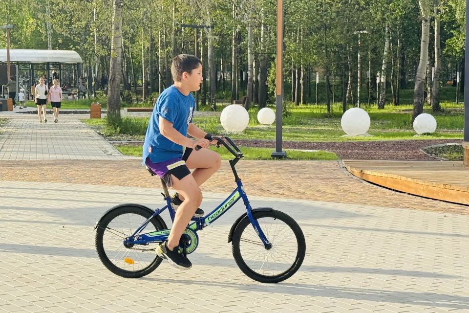 Сердце радуется, когда вижу такие кадры из сквера «Спортивный» Сердце радуется, когда вижу такие кадры из сквера «Спортивный»
