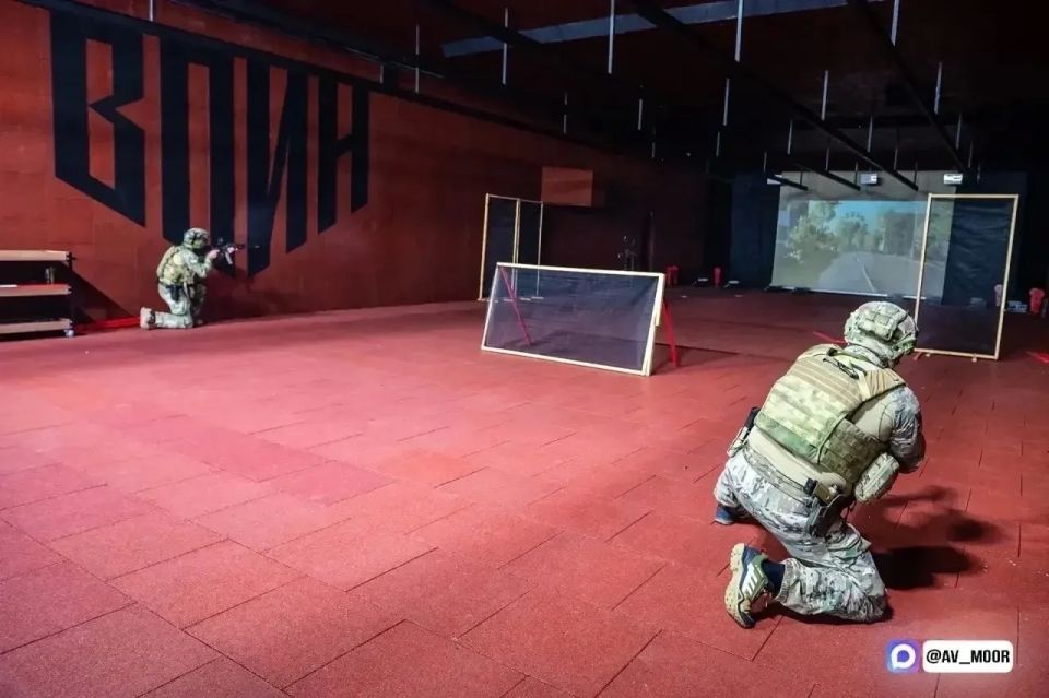 На базе «Стального азарта» откроется крытый стрелковый комплекс площадью 1 250 квадратов с пятью стрелковыми галереями и тиром с интерактивным экраном для подготовки спортсменов и бойцов спецподразделений На базе «Стального азарта» откроется крытый стрелковый комплекс площадью 1 250 квадратов с пятью стрелковыми галереями и тиром с интерактивным экраном для подготовки спортсменов и бойцов спецподразделений