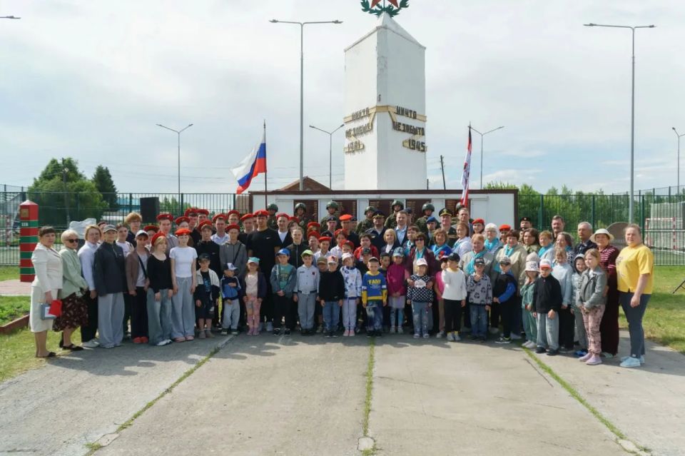 Военно-патриотическая акция, посвященная 69-й годовщине со дня образования ТВВИКУ, прошла в Тюменском округе Военно-патриотическая акция, посвященная 69-й годовщине со дня образования ТВВИКУ, прошла в Тюменском округе
