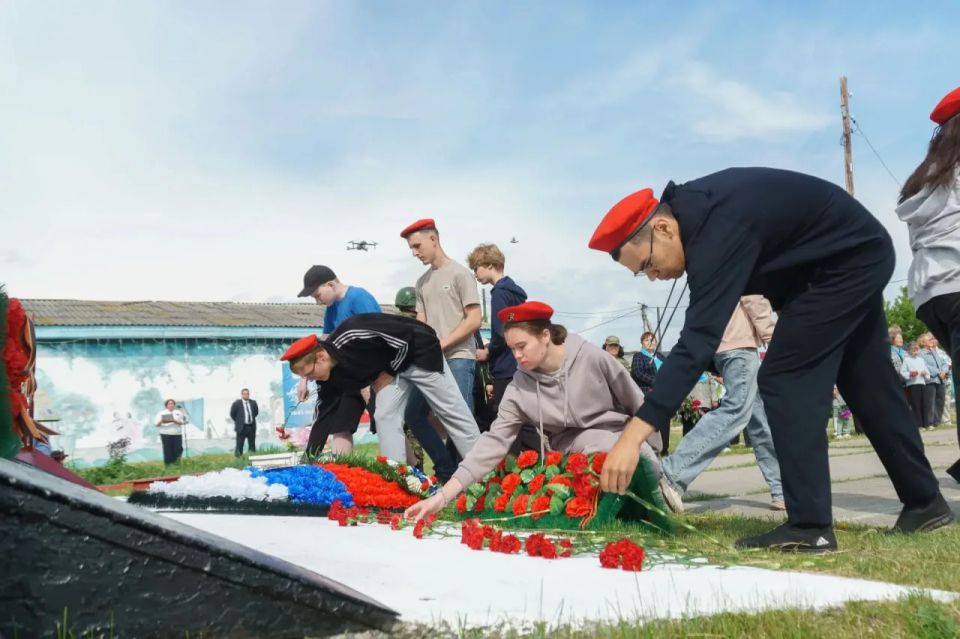 Военно-патриотическая акция, посвященная 69-й годовщине со дня образования ТВВИКУ, прошла в Тюменском округе Военно-патриотическая акция, посвященная 69-й годовщине со дня образования ТВВИКУ, прошла в Тюменском округе