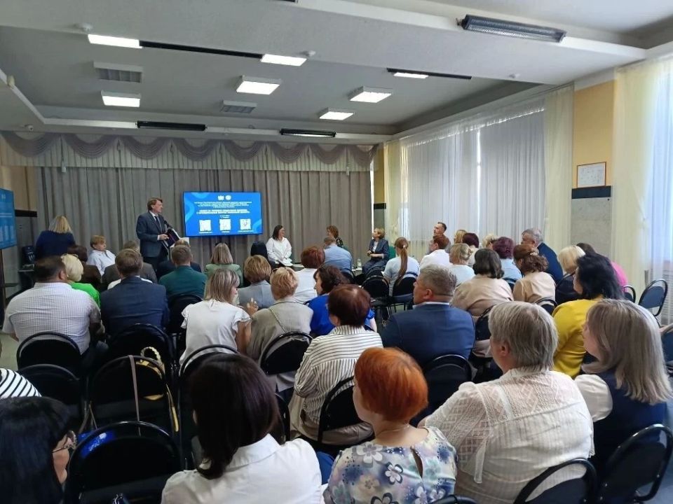 Сегодня в Упорово состоялась выездная стратегическая сессия по теме: «Фокус на человека: социальная политика в муниципальных округах Тюменской области»