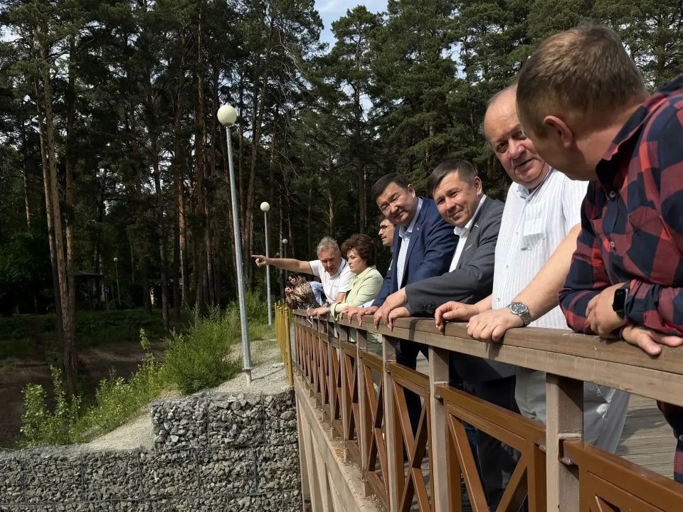 Благоустройство Гилёвской рощи оценили депутаты городской думы совместно с представителями администрации Тюмени