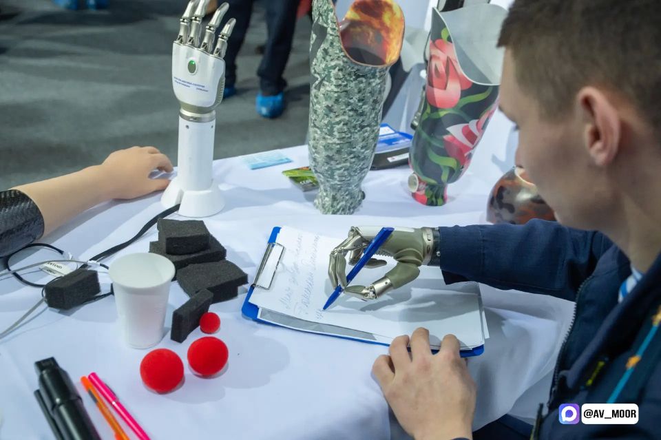 Семь тысяч человек трудятся в социальной сфере региона Семь тысяч человек трудятся в социальной сфере региона