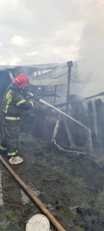 За прошедшую неделю подразделения противопожарной службы Тюменской области реагировали: За прошедшую неделю подразделения противопожарной службы Тюменской области реагировали: