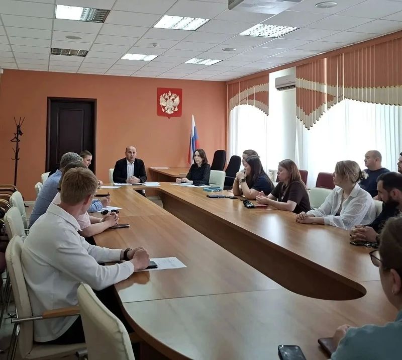 В управе Калининского округа состоялось рабочее совещание с представителями застройщиков, торговых центров и крупных хозяйствующих субъектов В управе Калининского округа состоялось рабочее совещание с представителями застройщиков, торговых центров и крупных хозяйствующих субъектов
