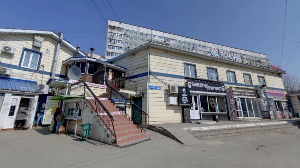 Во Владивостоке решили снести еще один незаконный торговый объект