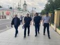 В личное время, без погон и без галстуков