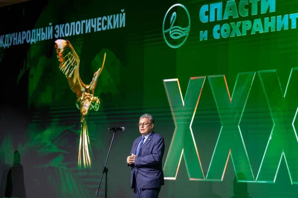 Руслан Кухарук: В Ханты-Мансийске наградили победителей и призеров XXX Международного экологического телефестиваля «Спасти и сохранить» Руслан Кухарук: В Ханты-Мансийске наградили победителей и призеров XXX Международного экологического телефестиваля «Спасти и сохранить»