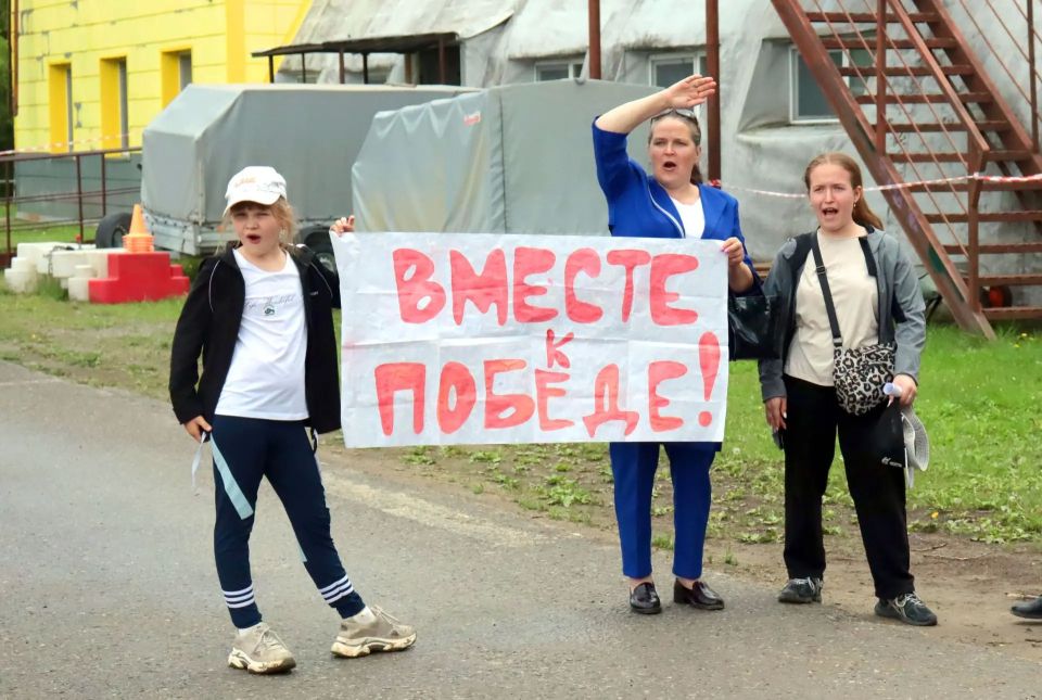 В Тобольске подвели итоги проекта «Багги-кросс решит вопрос!» В Тобольске подвели итоги проекта «Багги-кросс решит вопрос!»