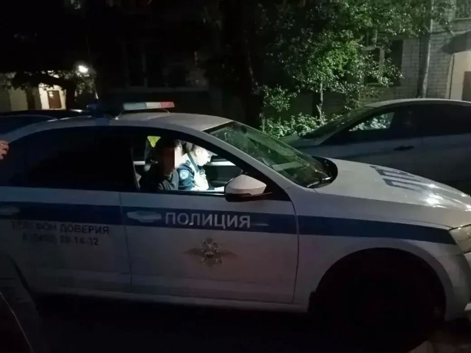 Ехал без прав, без ОСАГО, но с незаконной тонировкой, неоплаченными штрафами и не остановился по законному требованию сотрудников полиции, уже не в первый раз Ехал без прав, без ОСАГО, но с незаконной тонировкой, неоплаченными штрафами и не остановился по законному требованию сотрудников полиции, уже не в первый раз
