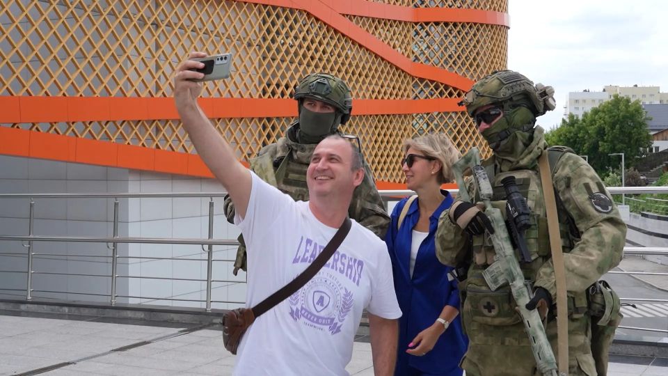 Мероприятие #ТюменьсГосавтоинспекцией пройдет 27 июня на стадионе «Геолог», оно посвящено 90-летию Госавтоинспекции МВД России Мероприятие #ТюменьсГосавтоинспекцией пройдет 27 июня на стадионе «Геолог», оно посвящено 90-летию Госавтоинспекции МВД России