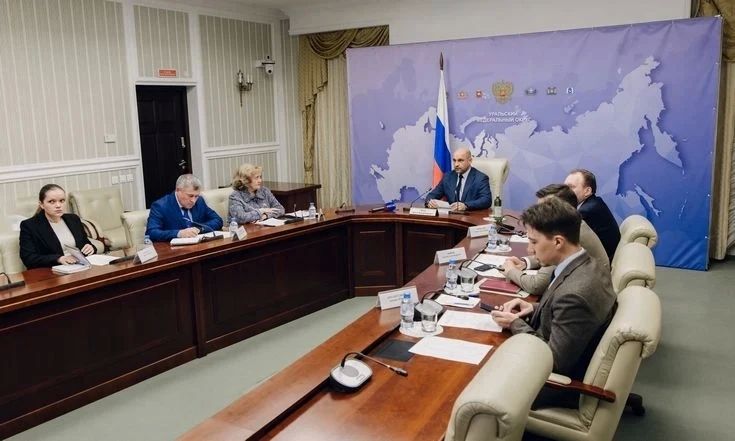 Фуат Сайфитдинов и Дмитрий Кузьменко приняли участие в заседании Совета председателей органов законодательной власти регионов Уральского федерального округа Фуат Сайфитдинов и Дмитрий Кузьменко приняли участие в заседании Совета председателей органов законодательной власти регионов Уральского федерального округа