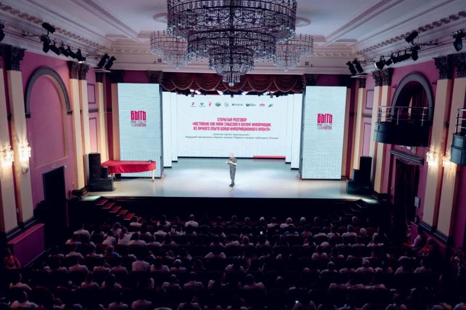 Артём Шейнин: Иногда я на время 'выпадаю' из повестки, уезжая за ленту Артём Шейнин: Иногда я на время 'выпадаю' из повестки, уезжая за ленту