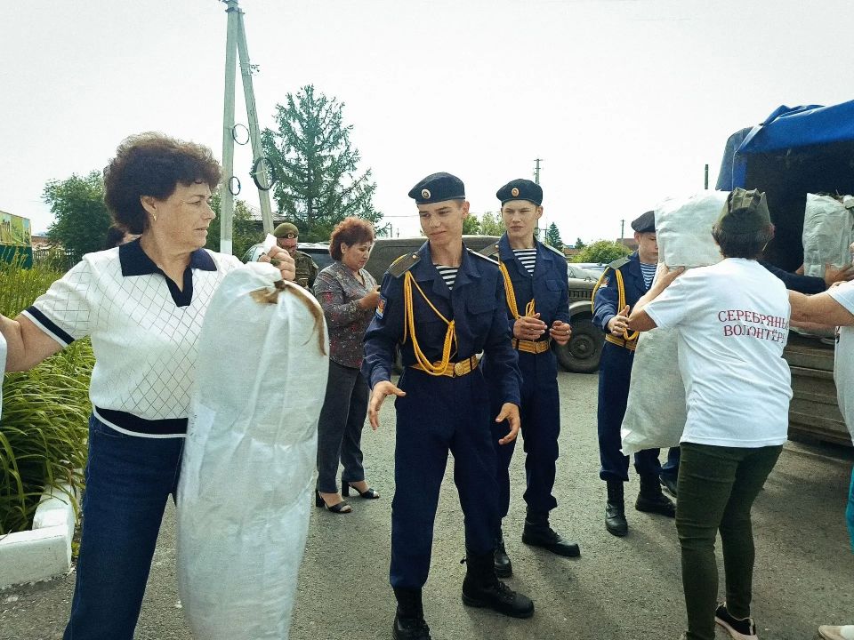 Упоровцы направили очередную партию гуманитарной помощи для участников СВО Упоровцы направили очередную партию гуманитарной помощи для участников СВО