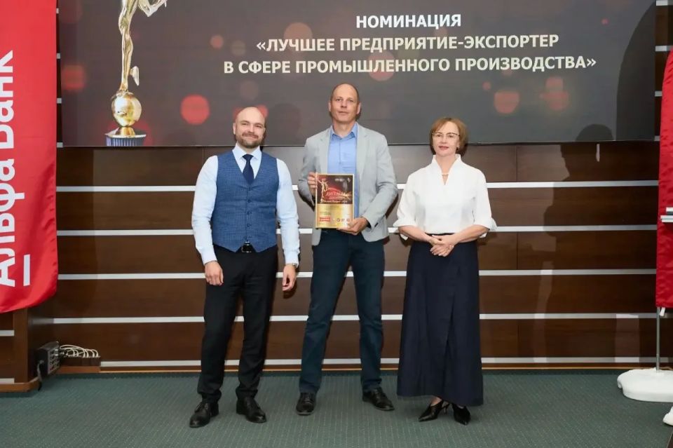 Сегодня в рамках торжественной церемонии регионального этапа Национальной премии «Золотой Меркурий» наградили лучших предпринимателей города Тюмени Сегодня в рамках торжественной церемонии регионального этапа Национальной премии «Золотой Меркурий» наградили лучших предпринимателей города Тюмени