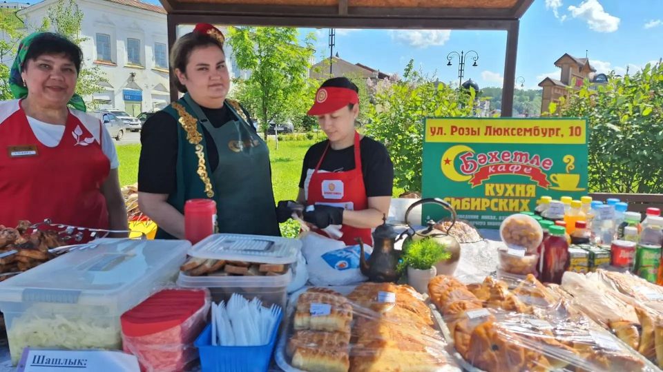 Тоболяки и гости города! Приглашаем всех на празднование Сабантуя на Базарной площади! Тоболяки и гости города! Приглашаем всех на празднование Сабантуя на Базарной площади!