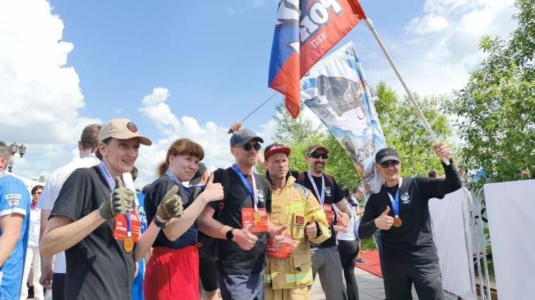 "Забег патриотов" состоялся в рамках масштабного спортивного события – тюменского марафона "Врата Сибири" – 13 июня "Забег патриотов" состоялся в рамках масштабного спортивного события – тюменского марафона "Врата Сибири" – 13 июня