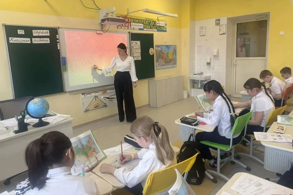 Стажировки для педагогов: диалог профессионалов Стажировки для педагогов: диалог профессионалов
