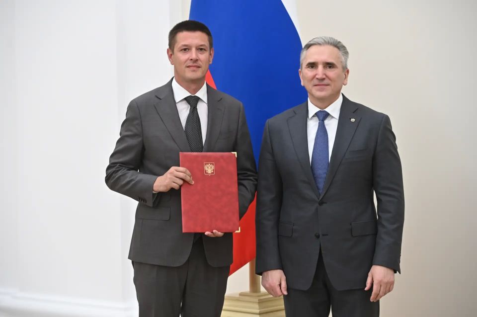 Директор Управления капитального строительства Тюменской области получил награду Президента РФ Директор Управления капитального строительства Тюменской области получил награду Президента РФ