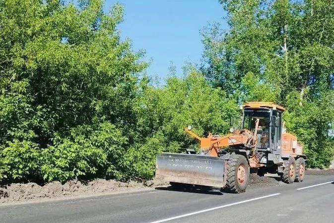 Планово продолжаем ремонт улично-дорожной сети Планово продолжаем ремонт улично-дорожной сети