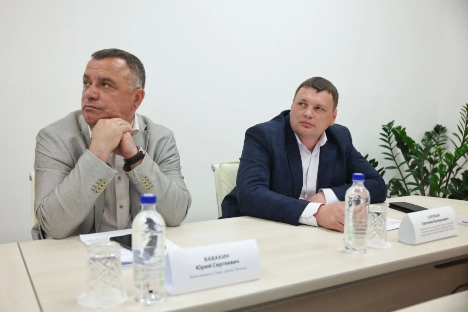 Максим Афанасьев: Вопросы развития инфраструктуры и благоустройства, оказания помощи нашим активным ветеранам были рассмотрены в рамках личного приёма жителей города Максим Афанасьев: Вопросы развития инфраструктуры и благоустройства, оказания помощи нашим активным ветеранам были рассмотрены в рамках личного приёма жителей города