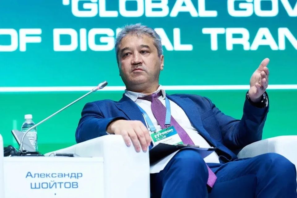 Руслан Кухарук: В Ханты-Мансийске стартовал XVII Международный ITФорум с участием стран БРИКС и ШОС Руслан Кухарук: В Ханты-Мансийске стартовал XVII Международный ITФорум с участием стран БРИКС и ШОС