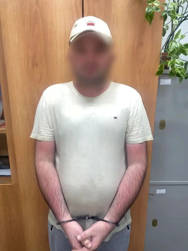 Нашли того мужчину, который напал на школьницу в лифте в Тюмени