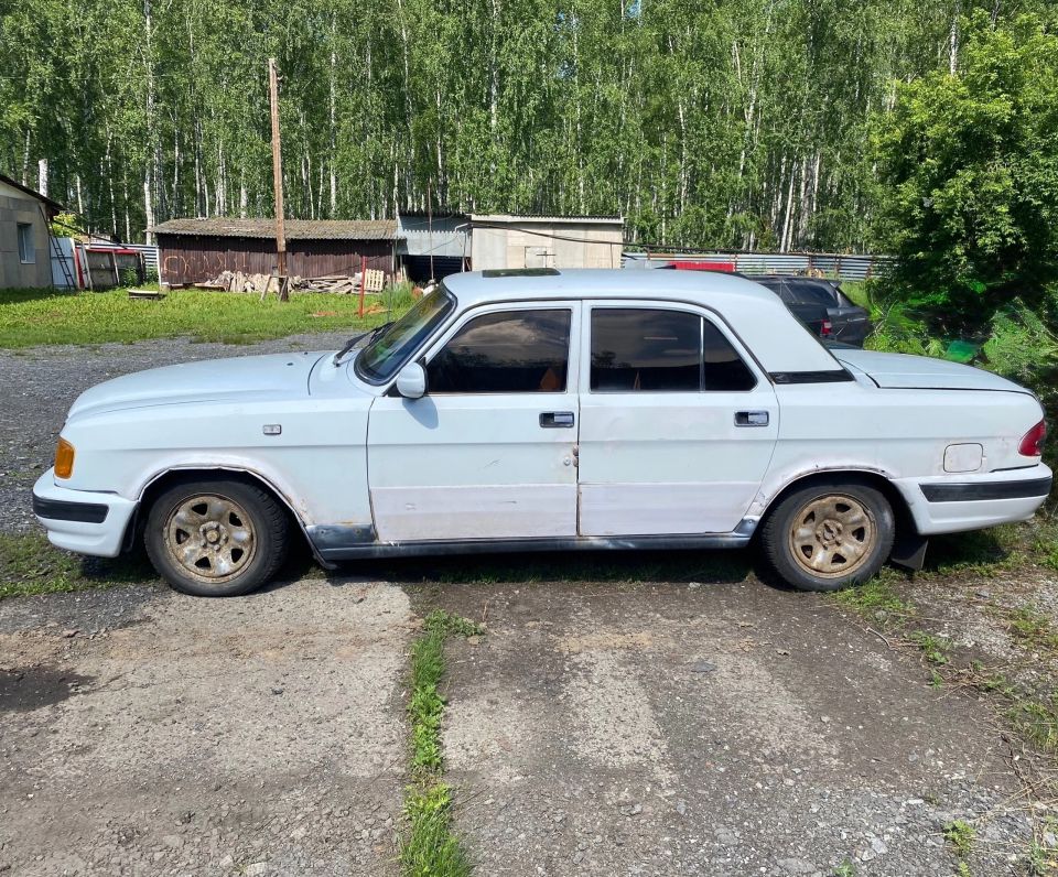 В Заводоуковске угнали ГАЗ-3110 — хозяин «ласточки» обратился к правоохранителям