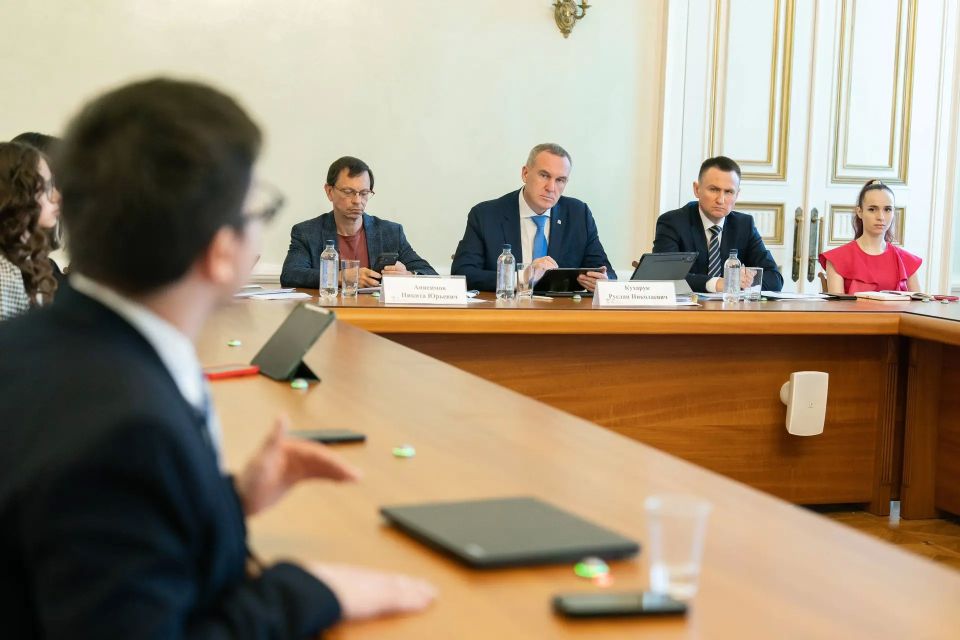 Руслан Кухарук: В Высшей школе экономики прошла защита проектов мастерской Югры в рамках образовательной дисциплины «Государственные проекты развития: от идеи к управлению изменениями» (проект «ГосВышка») Руслан Кухарук: В Высшей школе экономики прошла защита проектов мастерской Югры в рамках образовательной дисциплины «Государственные проекты развития: от идеи к управлению изменениями» (проект «ГосВышка»)