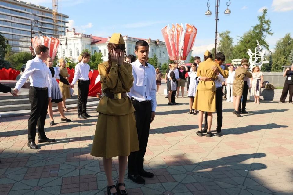 Память о героях жива!. Друзья, хотим поделиться с вами не просто фактами, а историей, которая трогает до глубины души Память о героях жива!. Друзья, хотим поделиться с вами не просто фактами, а историей, которая трогает до глубины души