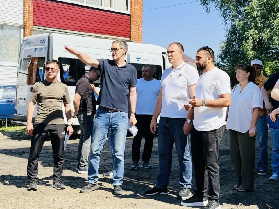 Друзья, сегодня с утра — на объезде Друзья, сегодня с утра — на объезде