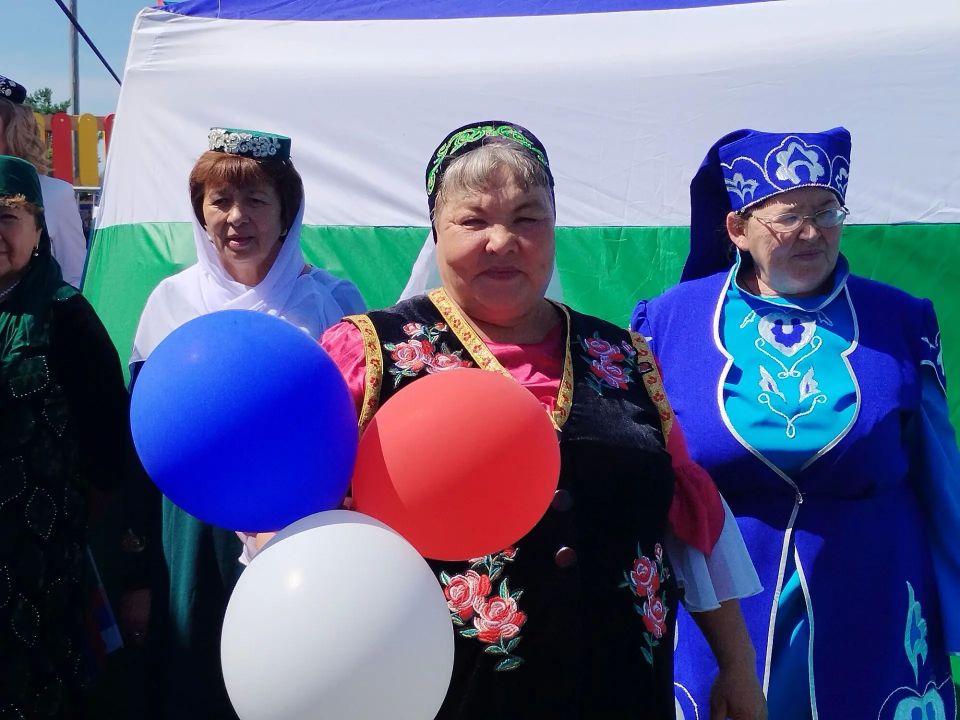 Сабантуй начинается в Заречном парке Тюмени Сабантуй начинается в Заречном парке Тюмени