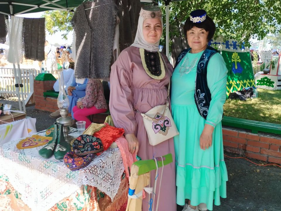 Делегация Тукаевского района из Республики Татарстан на тюменском Сабантуе представила подворье Делегация Тукаевского района из Республики Татарстан на тюменском Сабантуе представила подворье
