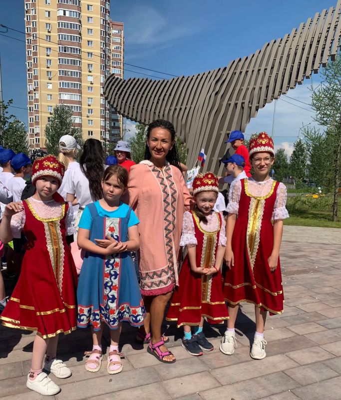 Фестиваль дружбы народов на бульваре Петра Ершова Фестиваль дружбы народов на бульваре Петра Ершова