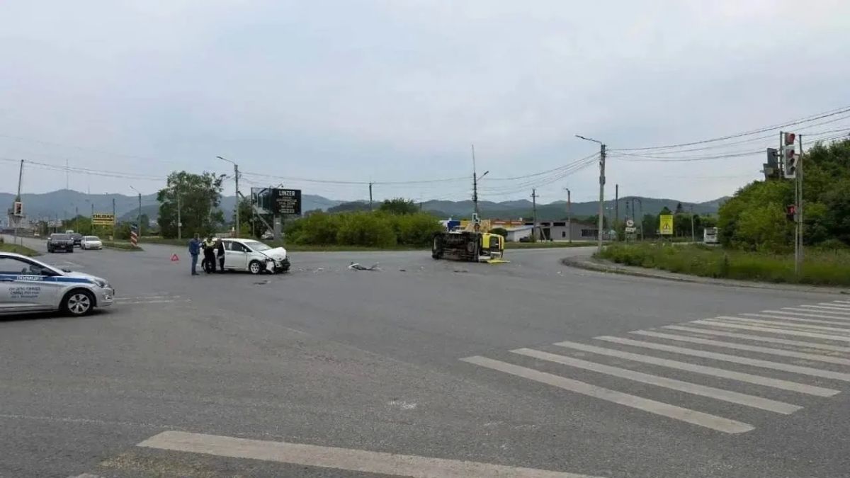 Недоношенный младенец на ИВЛ выжил в страшной аварии