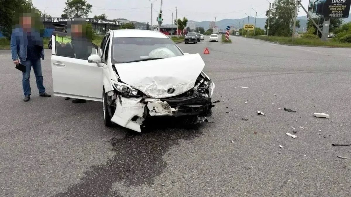 Недоношенный младенец на ИВЛ выжил в страшной аварии Недоношенный младенец на ИВЛ выжил в страшной аварии