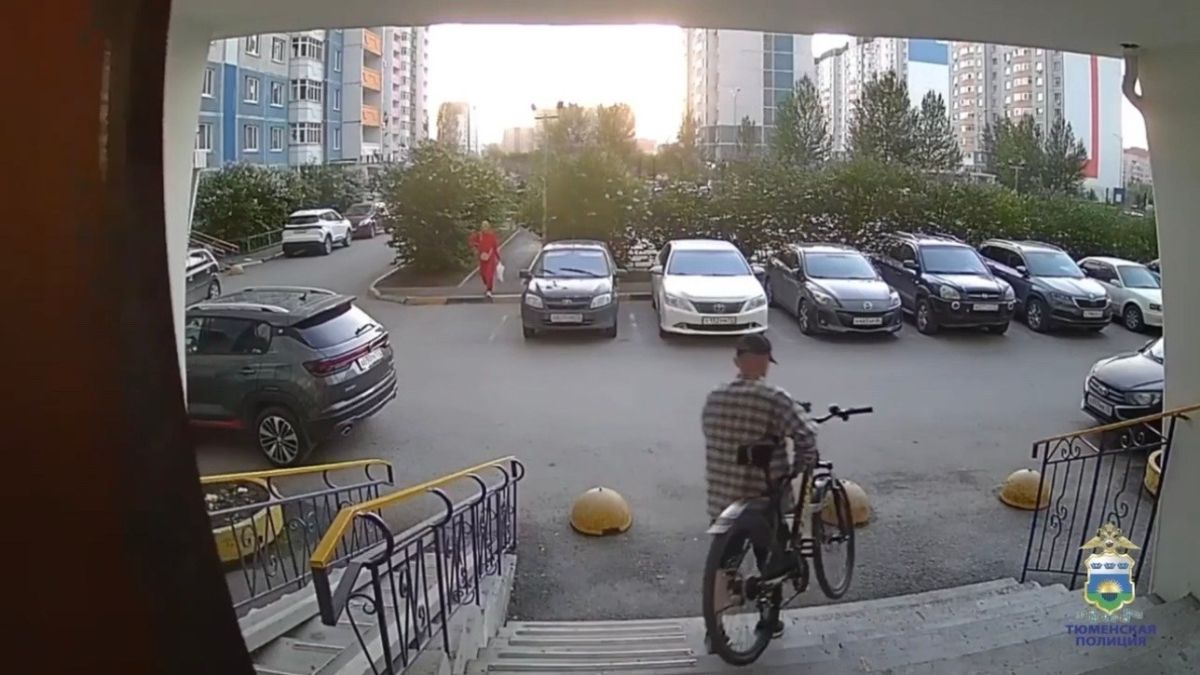 Тюменец обворовывал подъезды: похищенные велосипеды сдавал в комиссионку Тюменец обворовывал подъезды: похищенные велосипеды сдавал в комиссионку